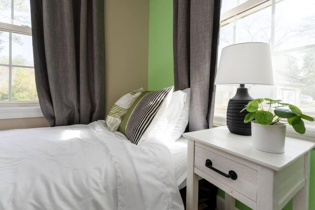 Serenity Beach House In Central Ilm W/ King Bed Wilmington Kültér fotó